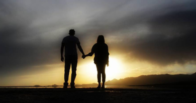 নিঃশব্দ শব্দের খোঁজে